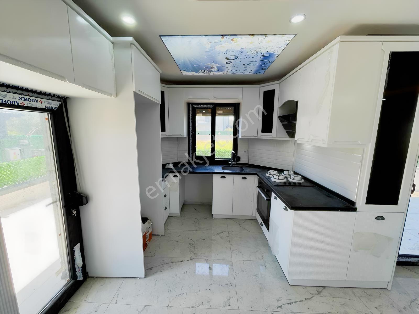 Dağlı Gayrimenkul'den Müstakil Geniş Bahçeli 3+1 Sıfır Villa — fotoğraf 5
