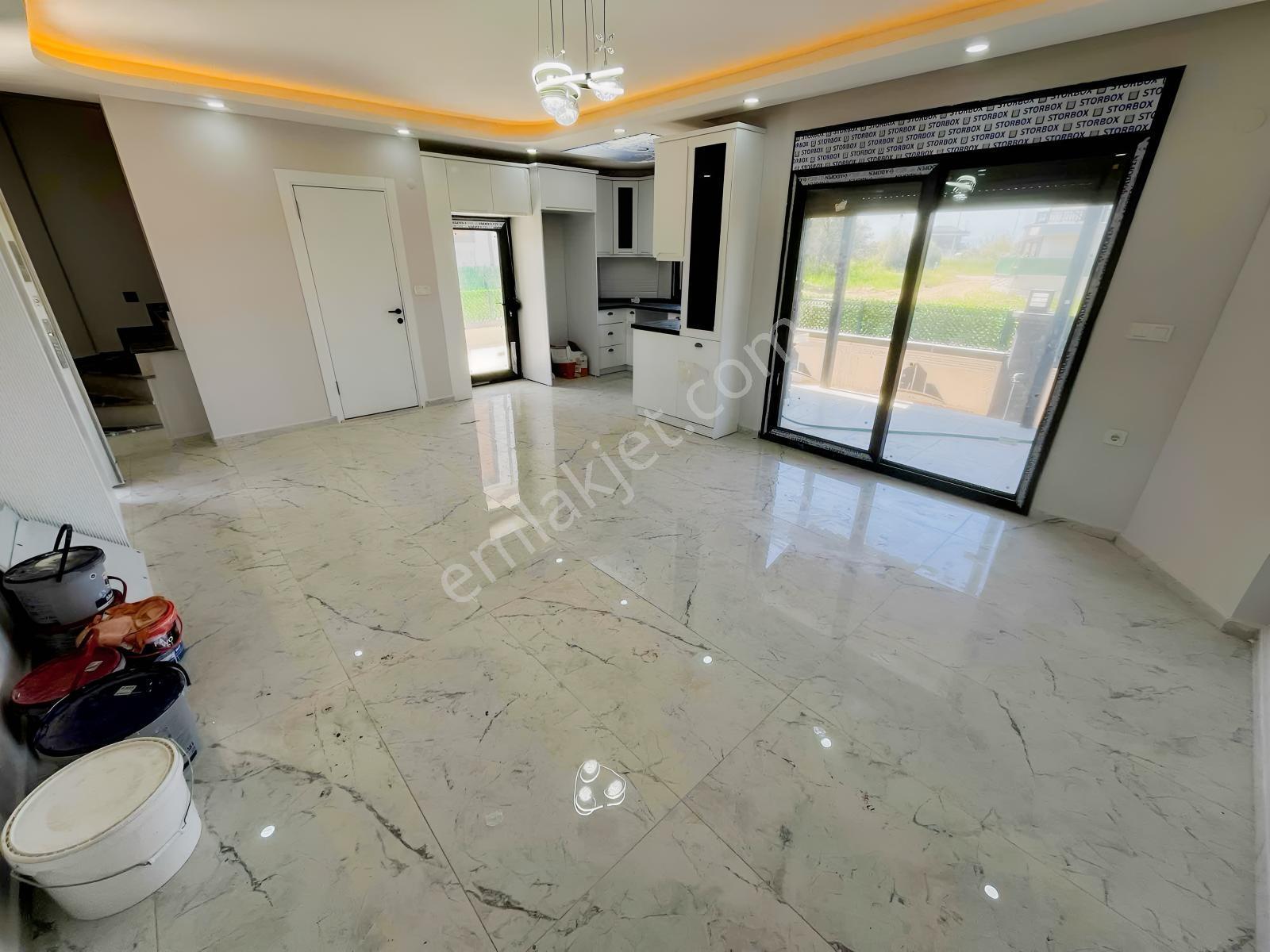 Dağlı Gayrimenkul'den Müstakil Geniş Bahçeli 3+1 Sıfır Villa — fotoğraf 12