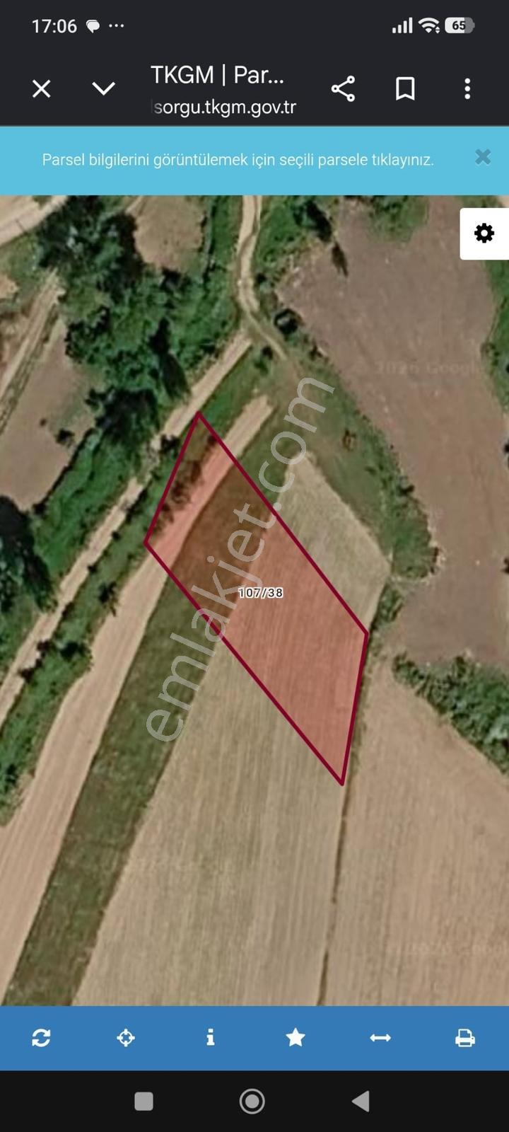 Edirne Çallı Dere Köyünde 1000 M2 Tek Tapulu İçinde Suyu Var