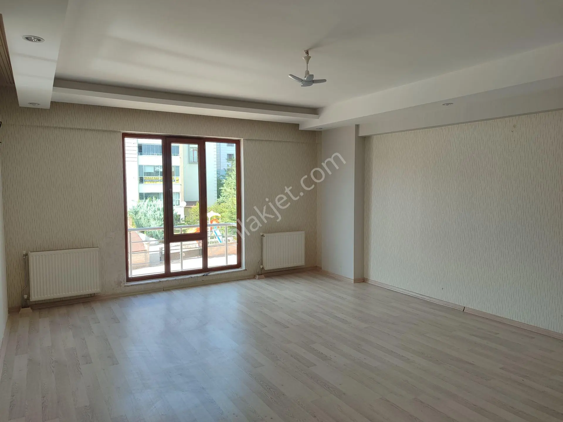 Ataşehir Mah Tofaş Kavşağı Satlık 3+1 Yapılı Daire — fotoğraf 5