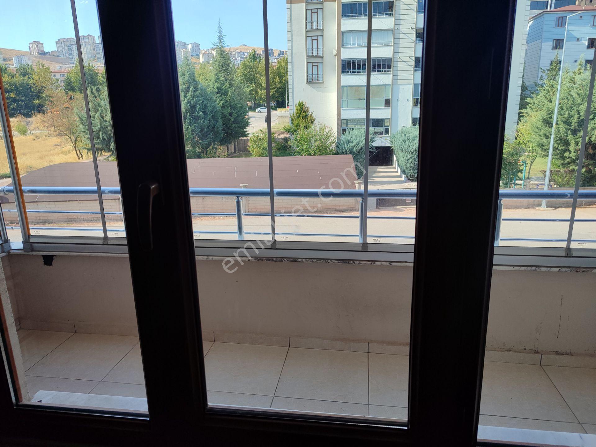 Ataşehir Mah Tofaş Kavşağı Satlık 3+1 Yapılı Daire — fotoğraf 19