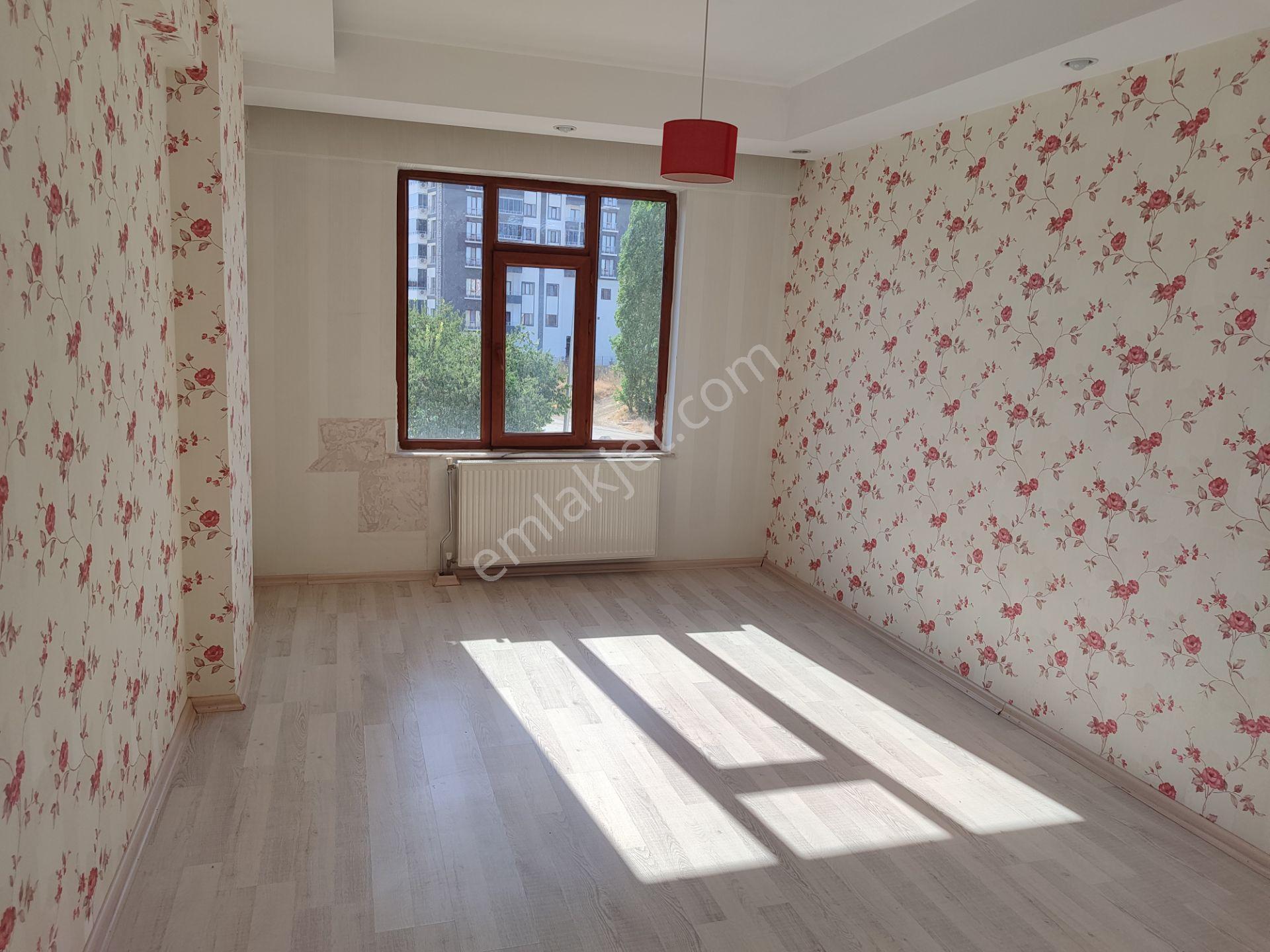 Ataşehir Mah Tofaş Kavşağı Satlık 3+1 Yapılı Daire — fotoğraf 24
