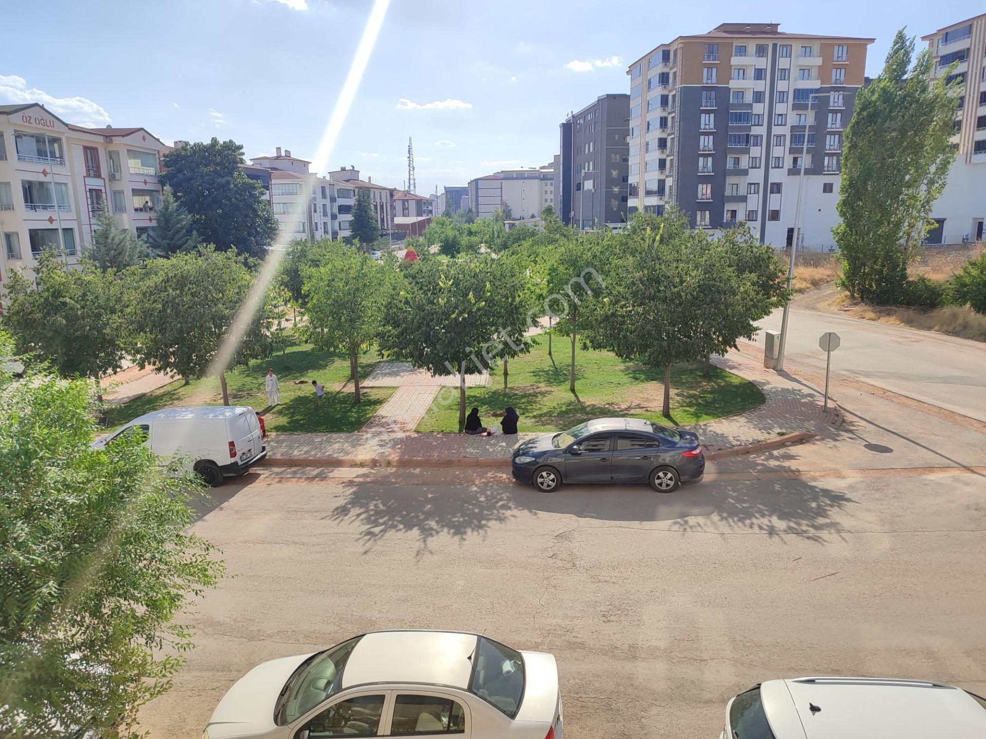 Ataşehir Mah Tofaş Kavşağı Satlık 3+1 Yapılı Daire — fotoğraf 31
