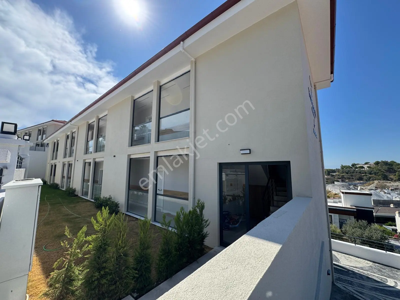 Kuşadası Kadınlar Denizi’nde Bahçeli, Deniz Manzaralı Havuzlu Sitede 2+1 Dubleks — fotoğraf 19