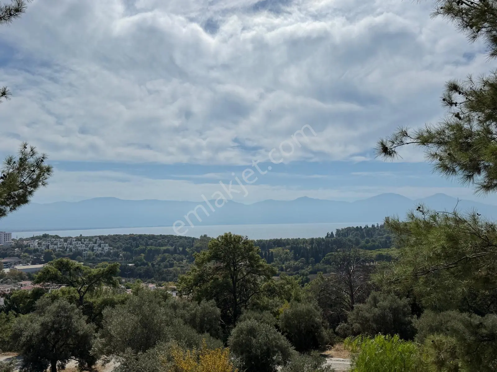 Kuşadası Kadınlar Denizi’nde Bahçeli, Deniz Manzaralı Havuzlu Sitede 2+1 Dubleks — fotoğraf 24