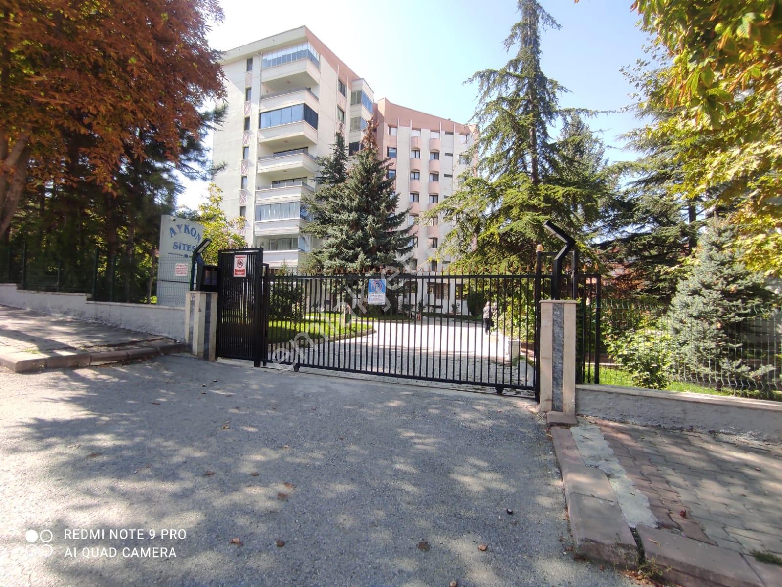 Ümitköy Metro Yürüme Mesafesinde Aykon Sitesi 4+1 Satılık Daire — fotoğraf 8