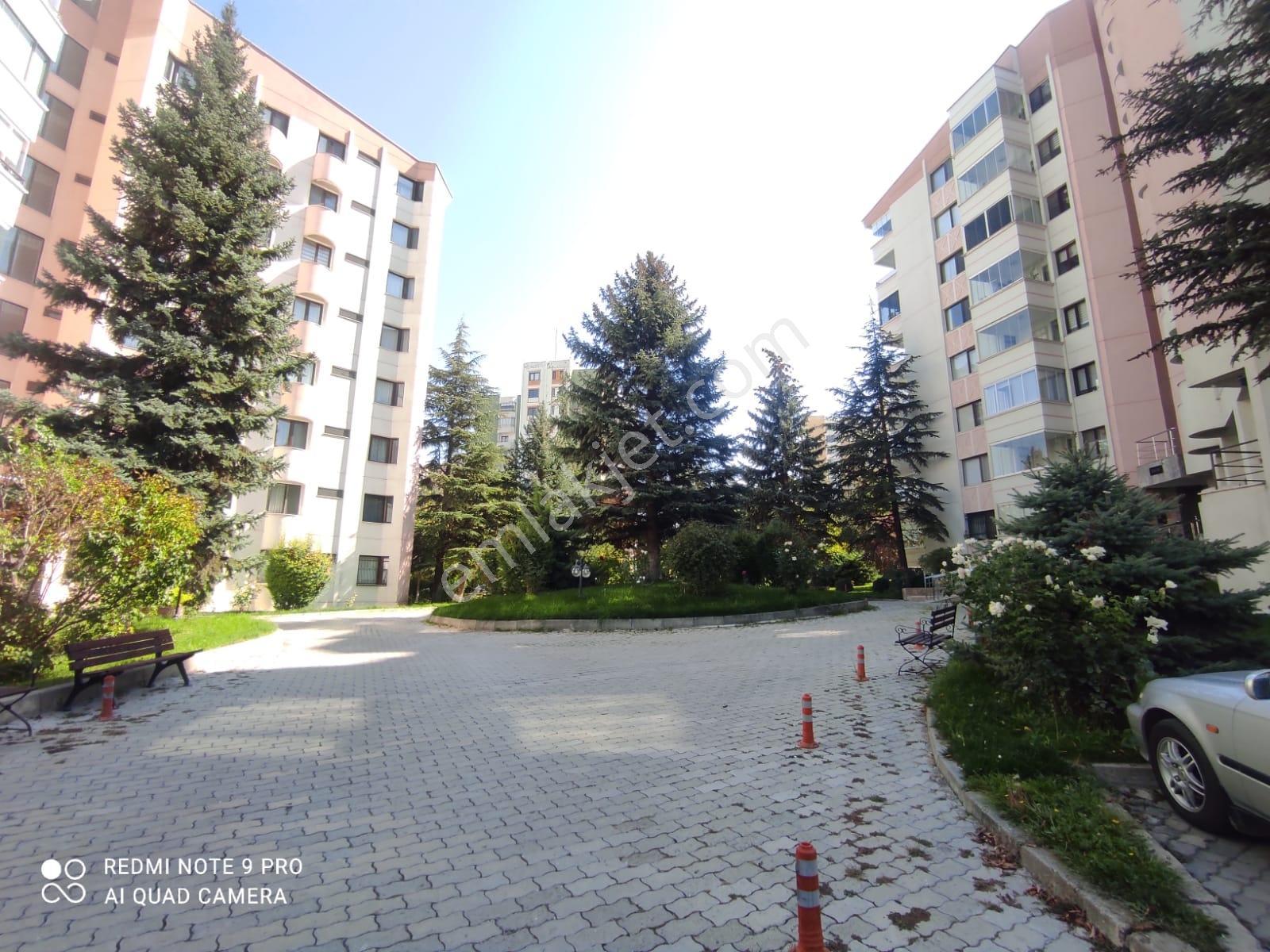 Ümitköy Metro Yürüme Mesafesinde Aykon Sitesi 4+1 Satılık Daire — fotoğraf 10