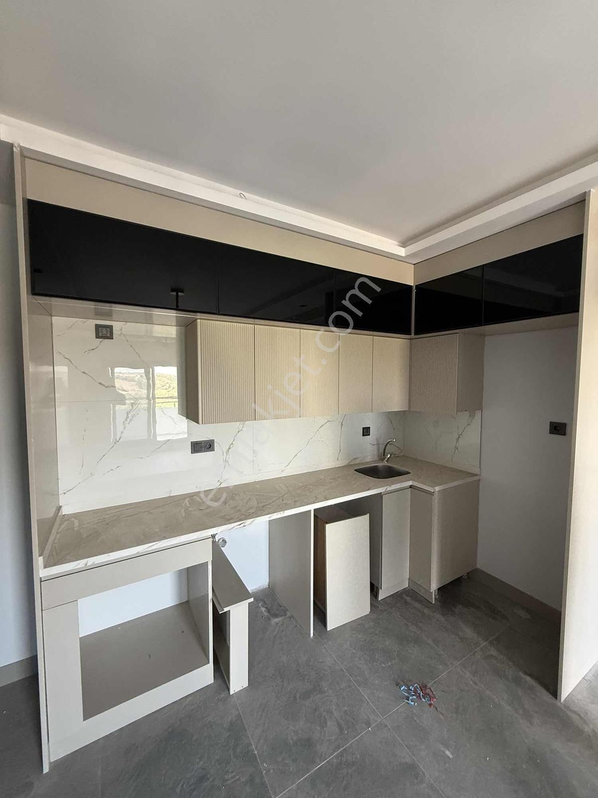 Güvenal Satılık 2+1 Ultra Lüks Daire — fotoğraf 8