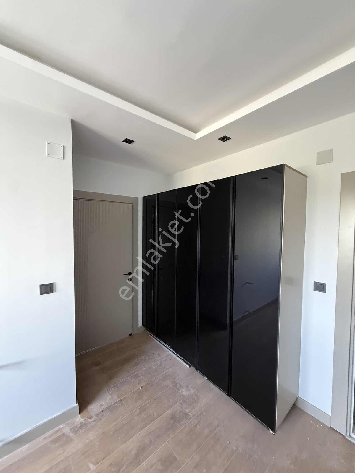 Güvenal Satılık 2+1 Ultra Lüks Daire — fotoğraf 13
