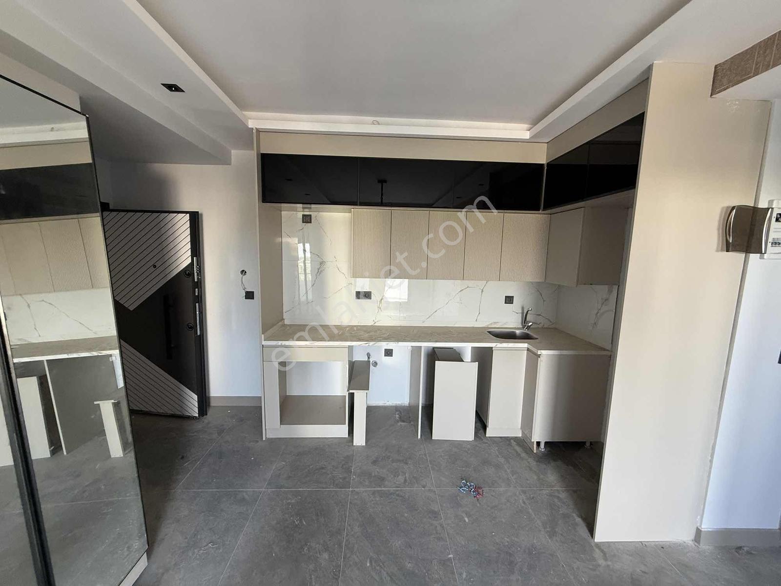 Güvenal Satılık 2+1 Ultra Lüks Daire — fotoğraf 21