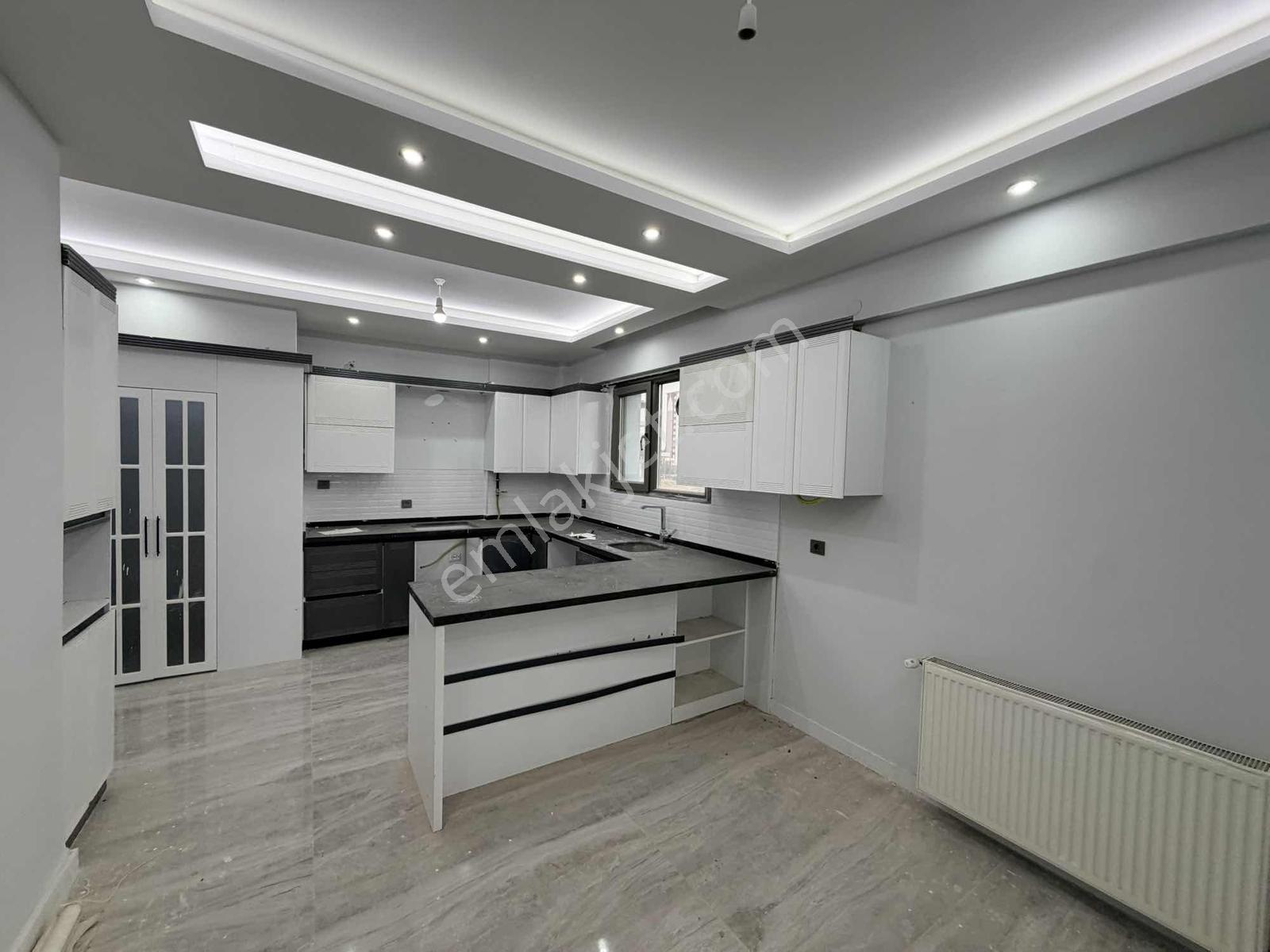 Yusuf Karadağlıdan K.otoparklı Satılık Ultralüks 4+1 260 Metre — fotoğraf 12