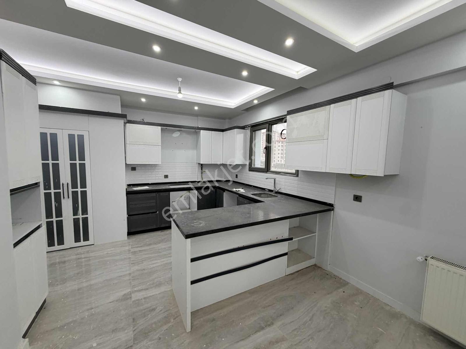 Yusuf Karadağlıdan K.otoparklı Satılık Ultralüks 4+1 260 Metre — fotoğraf 16