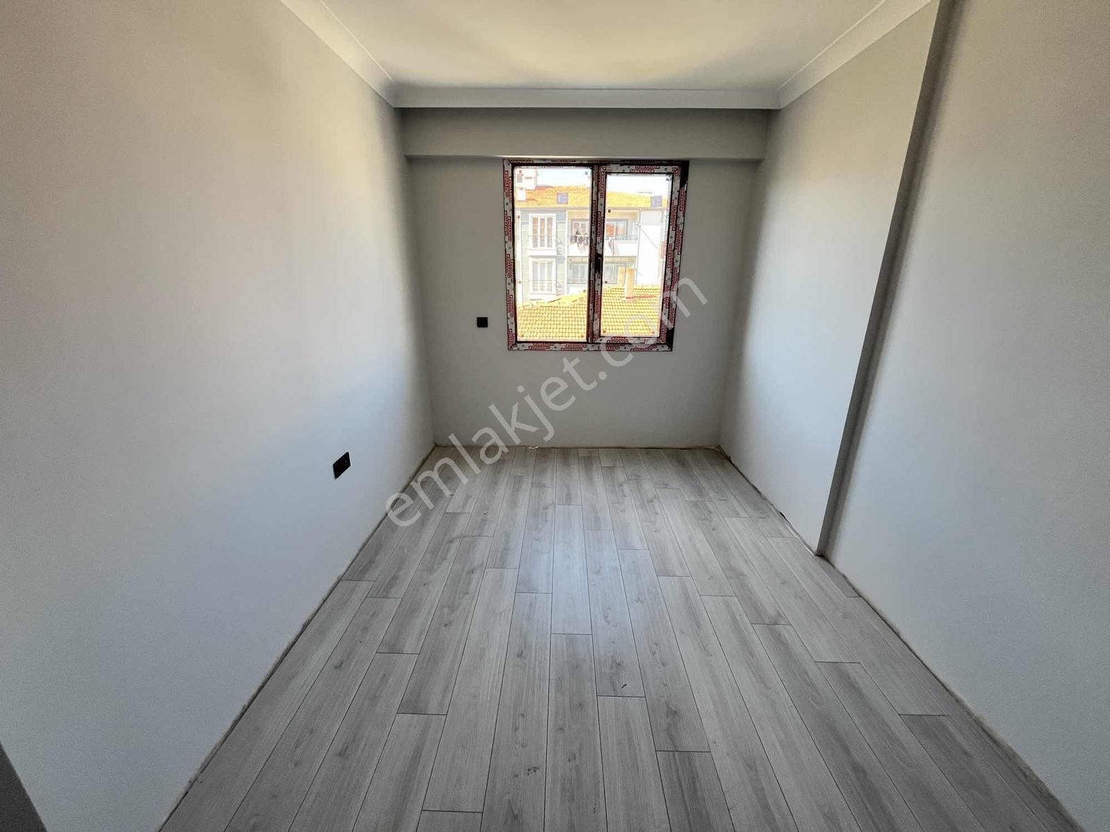 Gömeç'te Asansörlü Ara Kat Satılık 2+1 Daire — fotoğraf 16