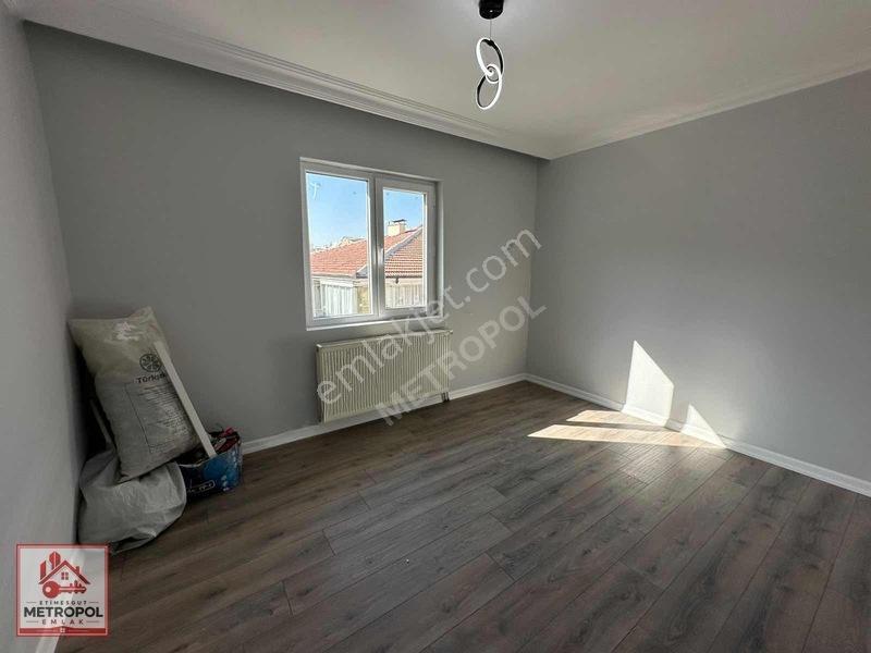 Etimesgut Süvari Mah. Kök Tapu Ön Cephe Full Yapılı 3+1 Daire — fotoğraf 33