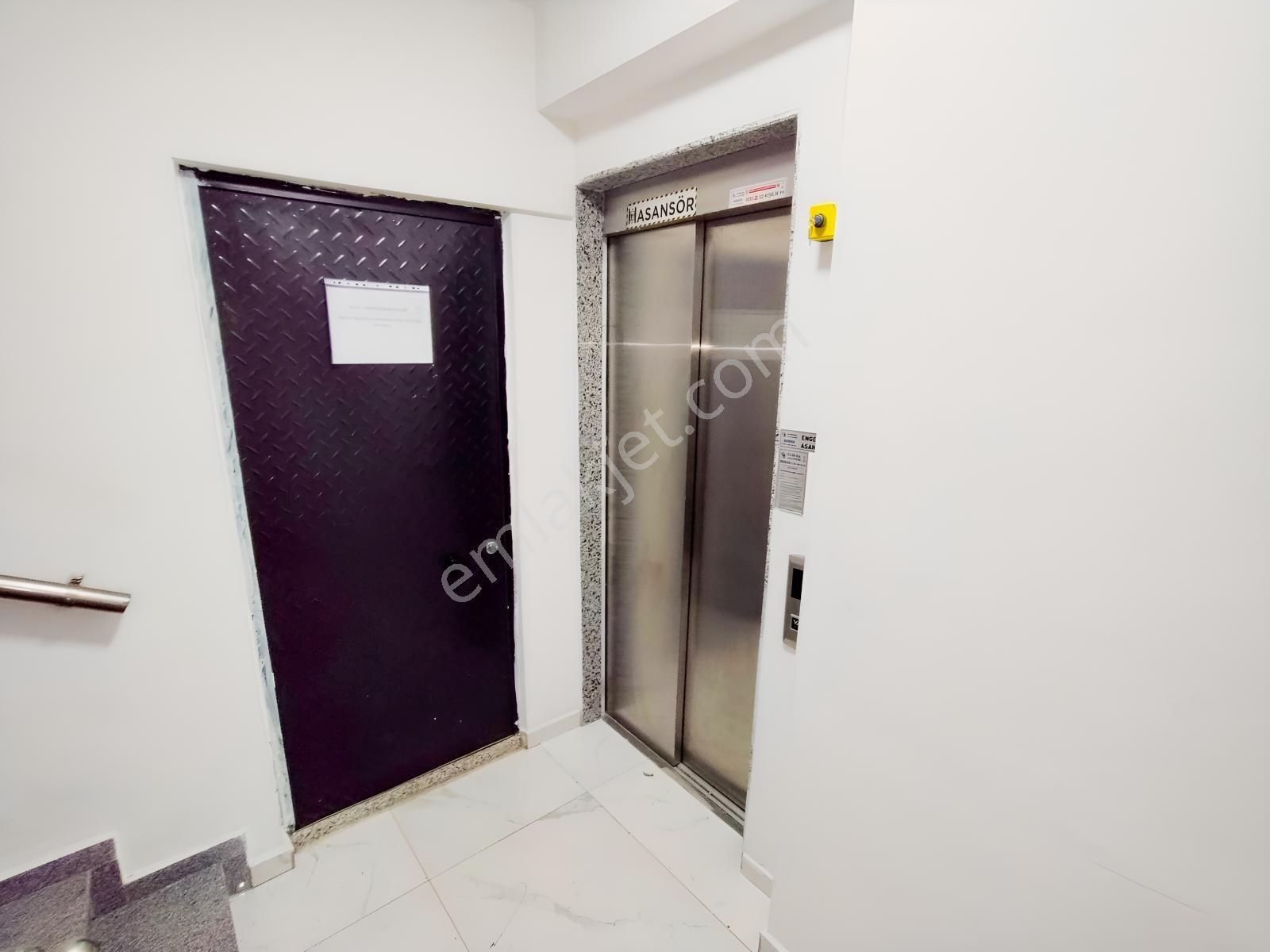 Durmaz Gayrimenkul'den Zincirlikuyu'da 4+1 Dublex Daire — fotoğraf 3