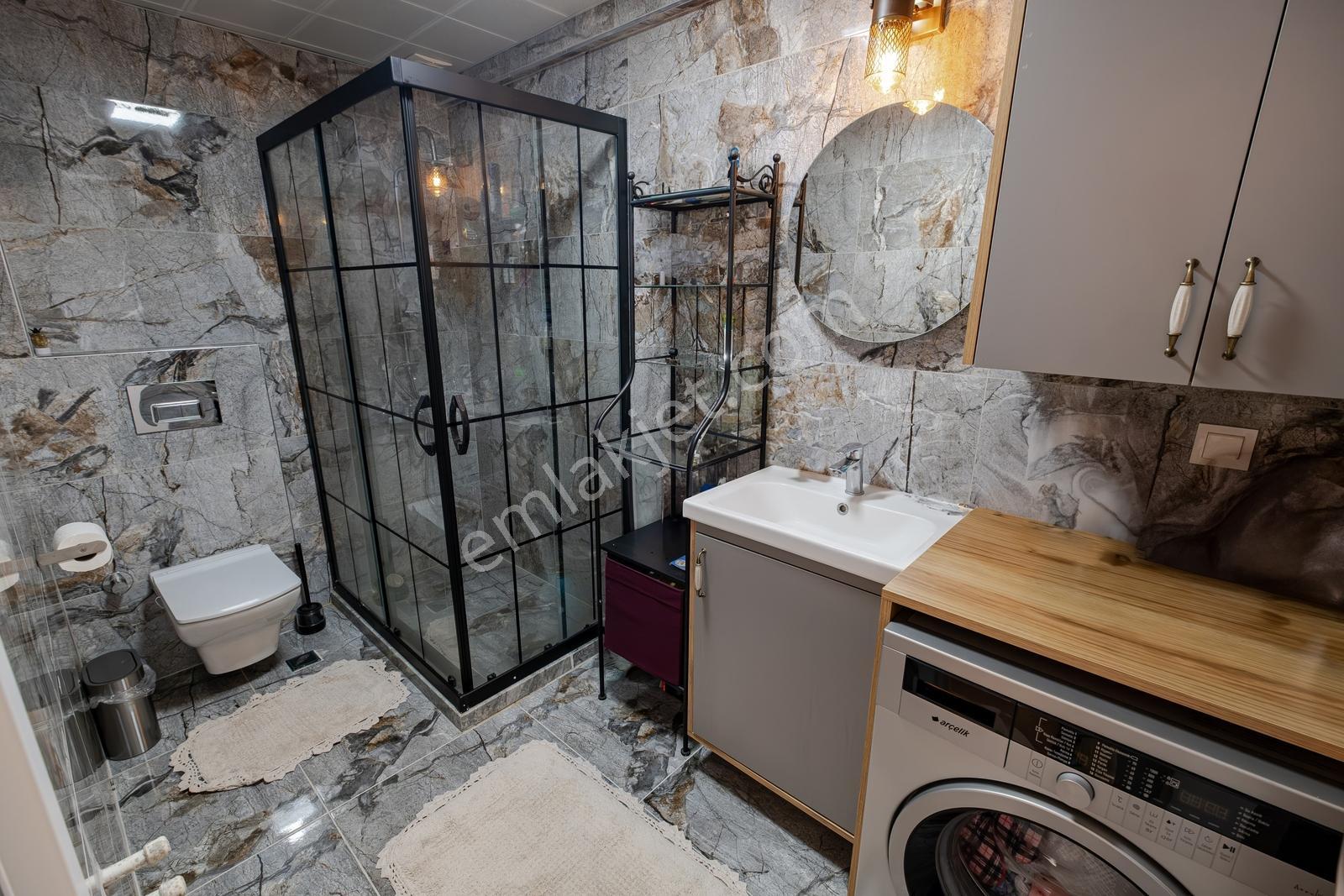 Foça Bağarası'nda Merkezi Konumda Satılık 3+1 Villa Isı Pompalı — fotoğraf 20