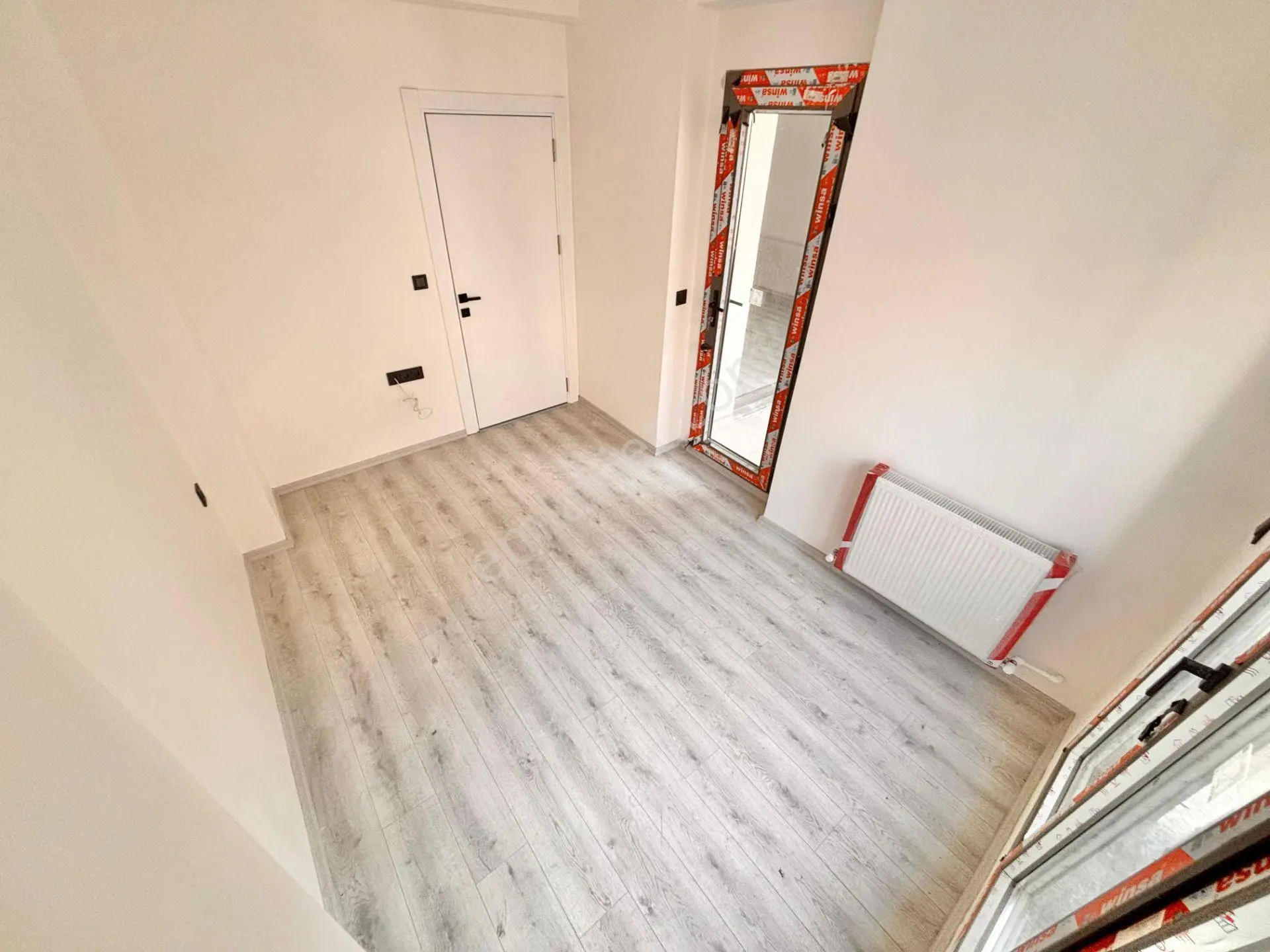 ꧁ay Emlaktan꧂akçayda Yüzme Havuzlu Yüksek Kredili 1+1 Lüks Daire — fotoğraf 31