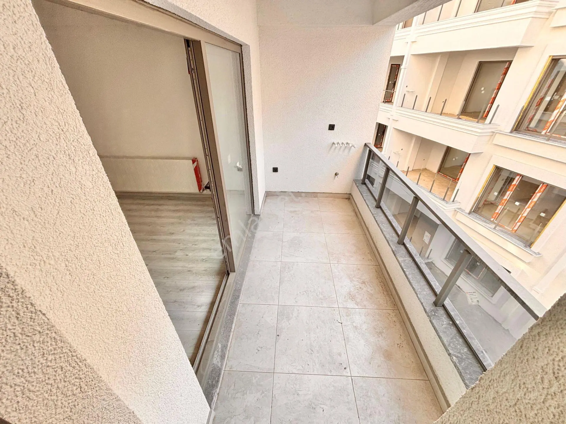 ꧁ay Emlaktan꧂akçayda Yüzme Havuzlu Yüksek Kredili 1+1 Lüks Daire — fotoğraf 34