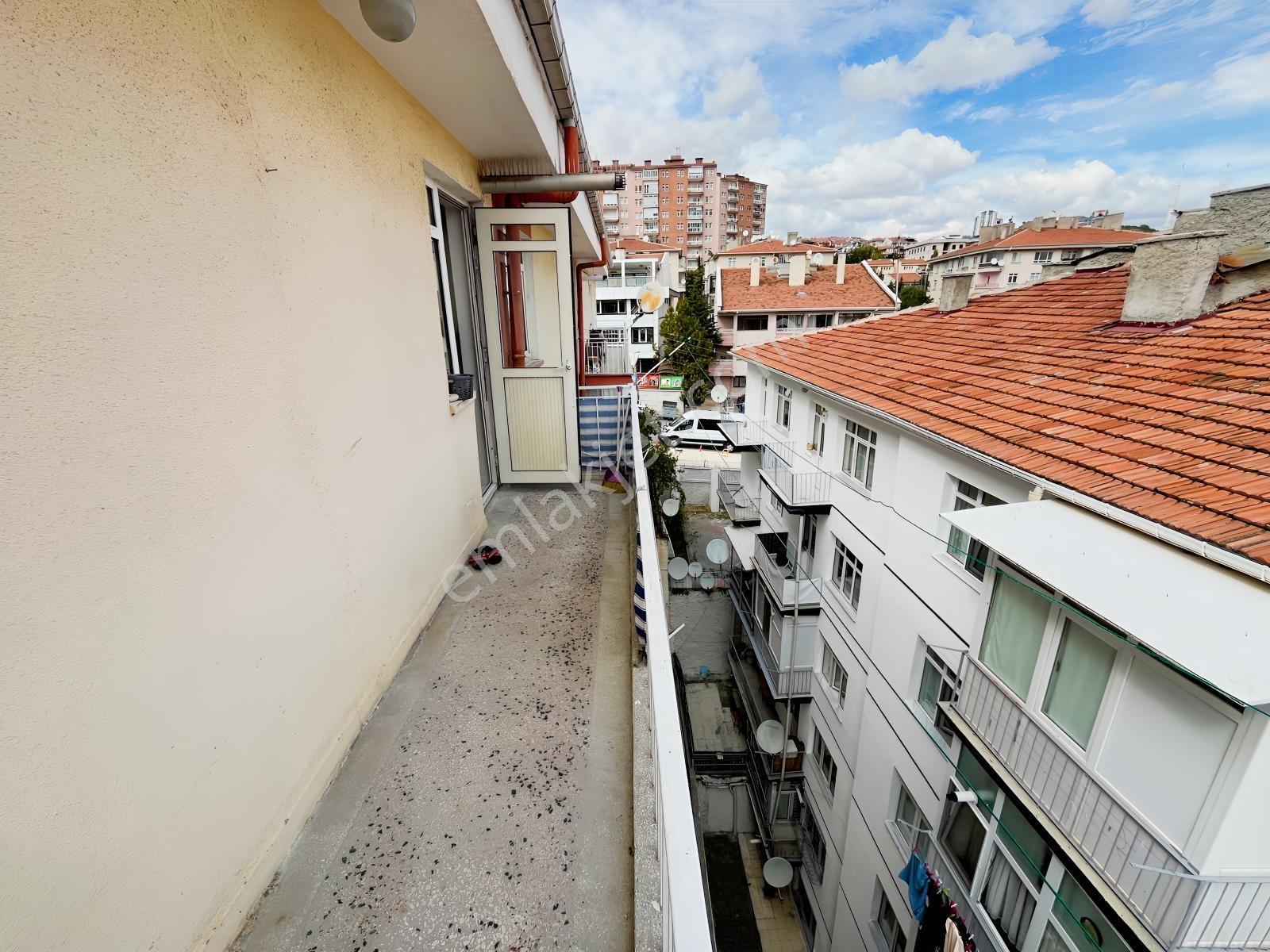 Ahiler'den Barışyolu Cd. Yakını 3+1 Manzaralı Katta Daire — fotoğraf 11