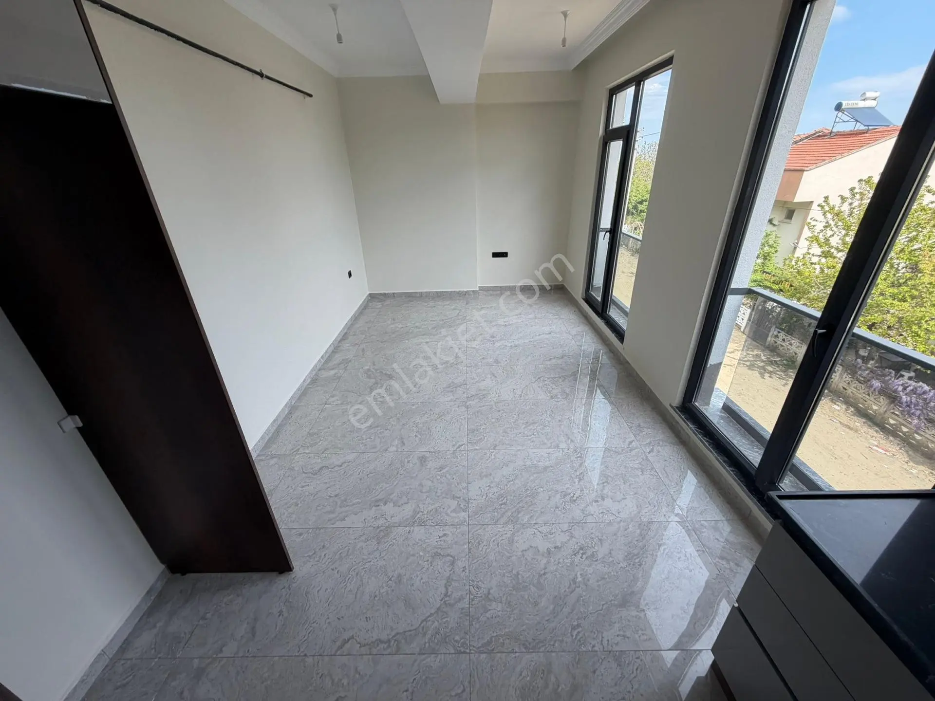Tekirdağ Süleymanpaşa Topağaç Mahallesi Sıfır 2+1 Balkonlu Satılık Daire — fotoğraf 3