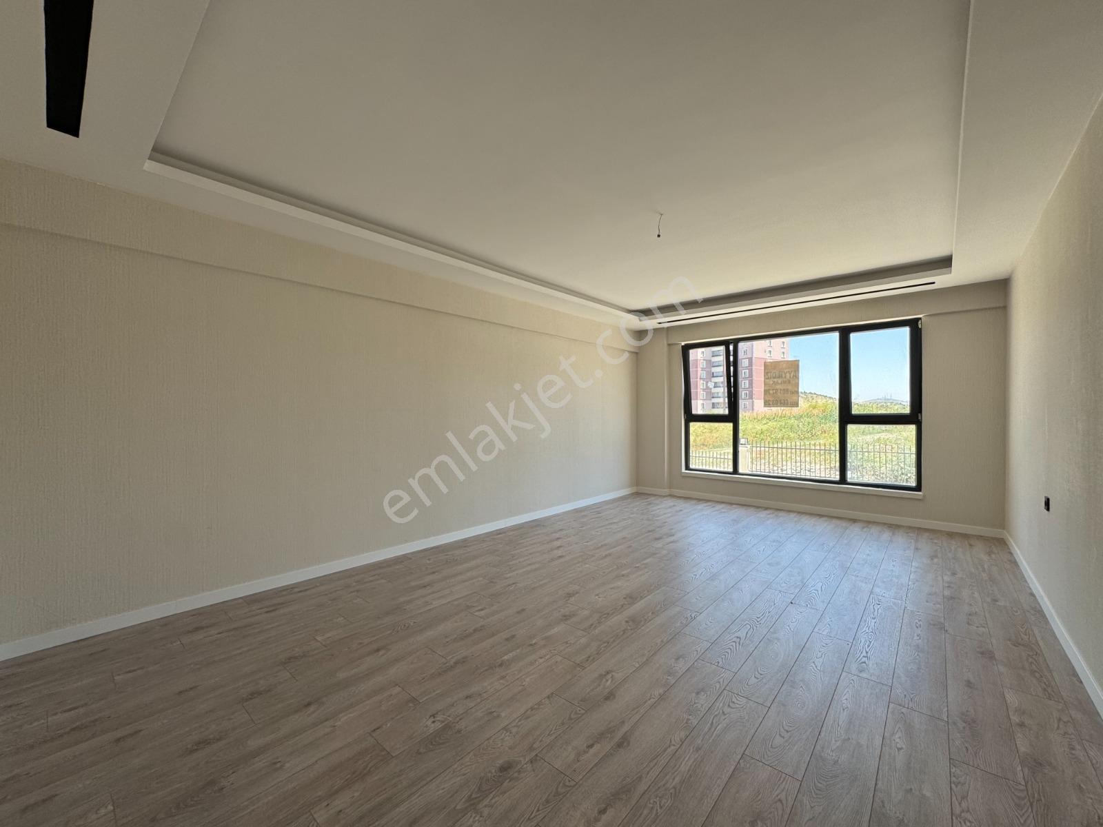 Kuzey'den 3+1 Sıfır Site'de Full Yapılı Merkezi Konumda Daire — fotoğraf 11