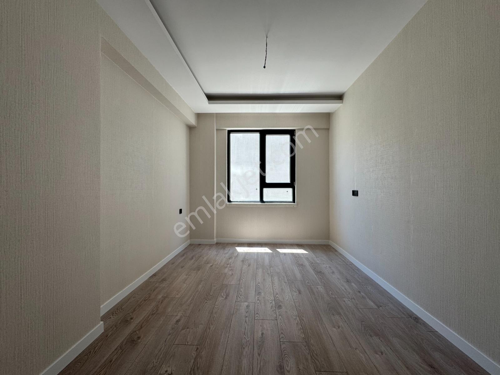 Kuzey'den 3+1 Sıfır Site'de Full Yapılı Merkezi Konumda Daire — fotoğraf 22