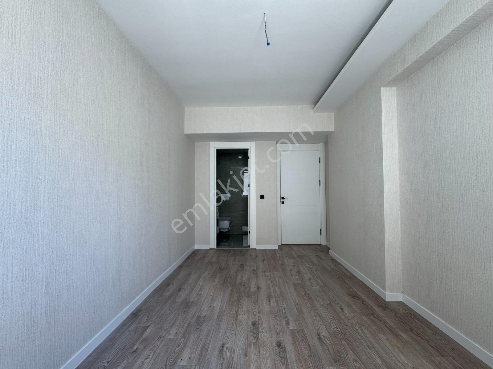 Kuzey'den 3+1 Sıfır Site'de Full Yapılı Merkezi Konumda Daire — fotoğraf 23