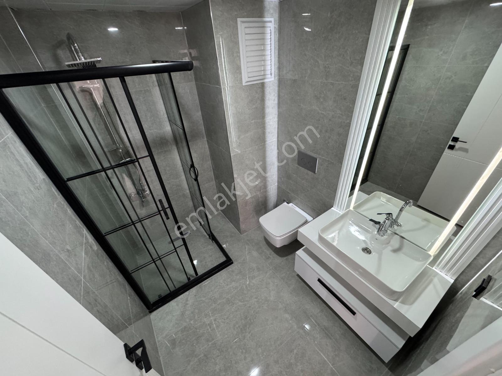Kuzey'den 3+1 Sıfır Site'de Full Yapılı Merkezi Konumda Daire — fotoğraf 30