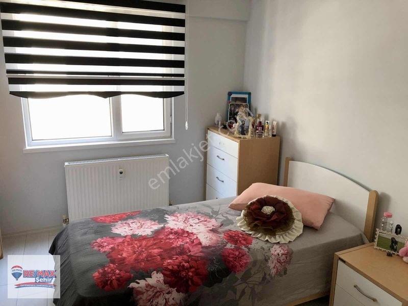 Remax Şehır'den Yalova Sahilde Satılık 3+1 Daire Masrafsız — fotoğraf 13