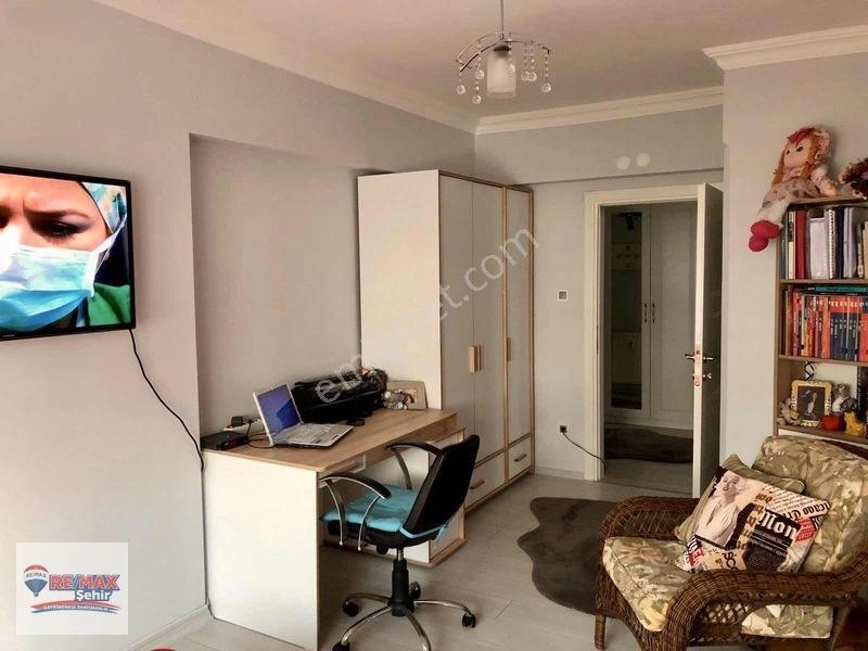 Remax Şehır'den Yalova Sahilde Satılık 3+1 Daire Masrafsız — fotoğraf 15