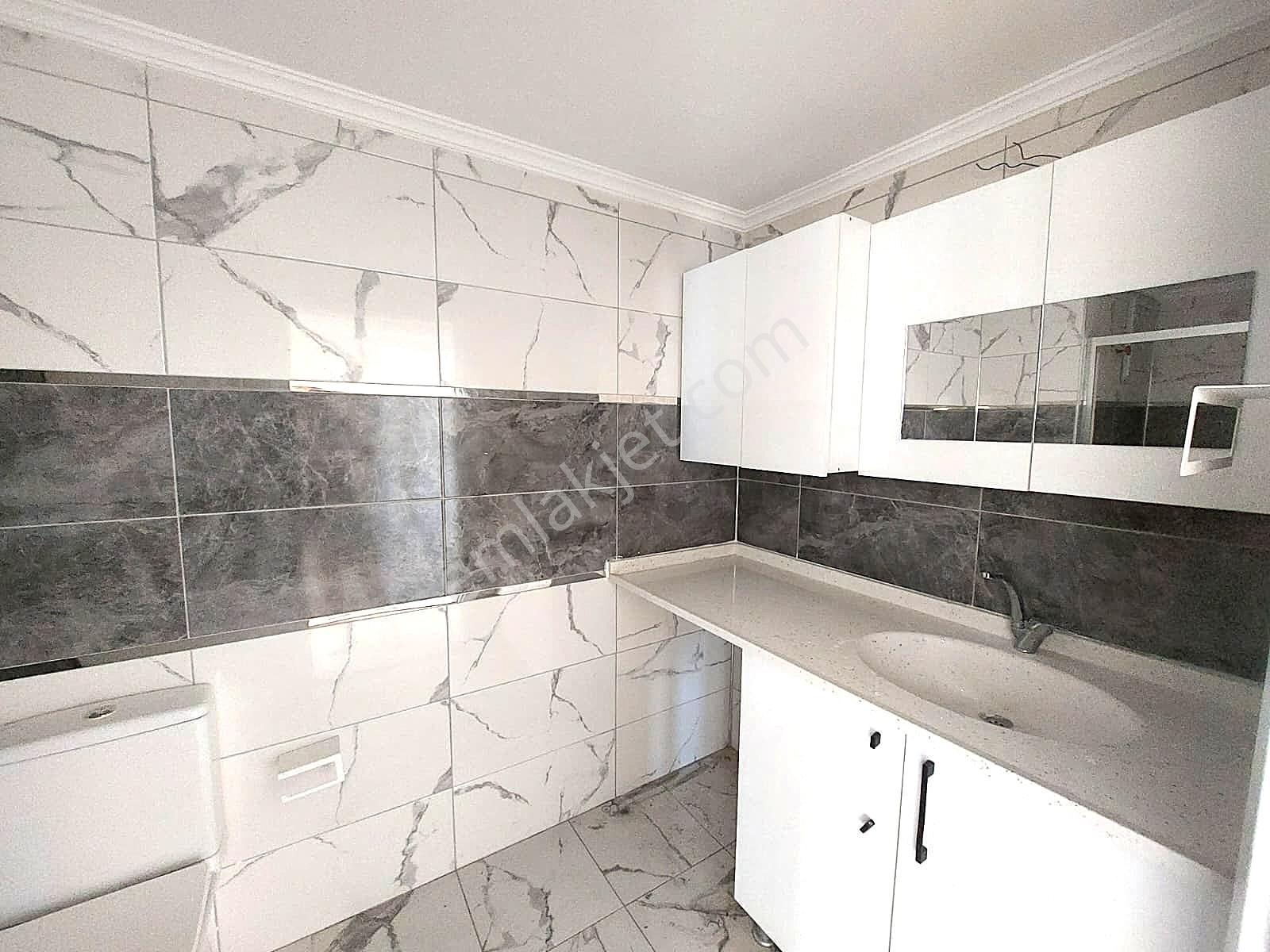 Kuşadası Değirmendere'de Kısmi Deniz Manzaralı 2+1 Satılık Daire — fotoğraf 23