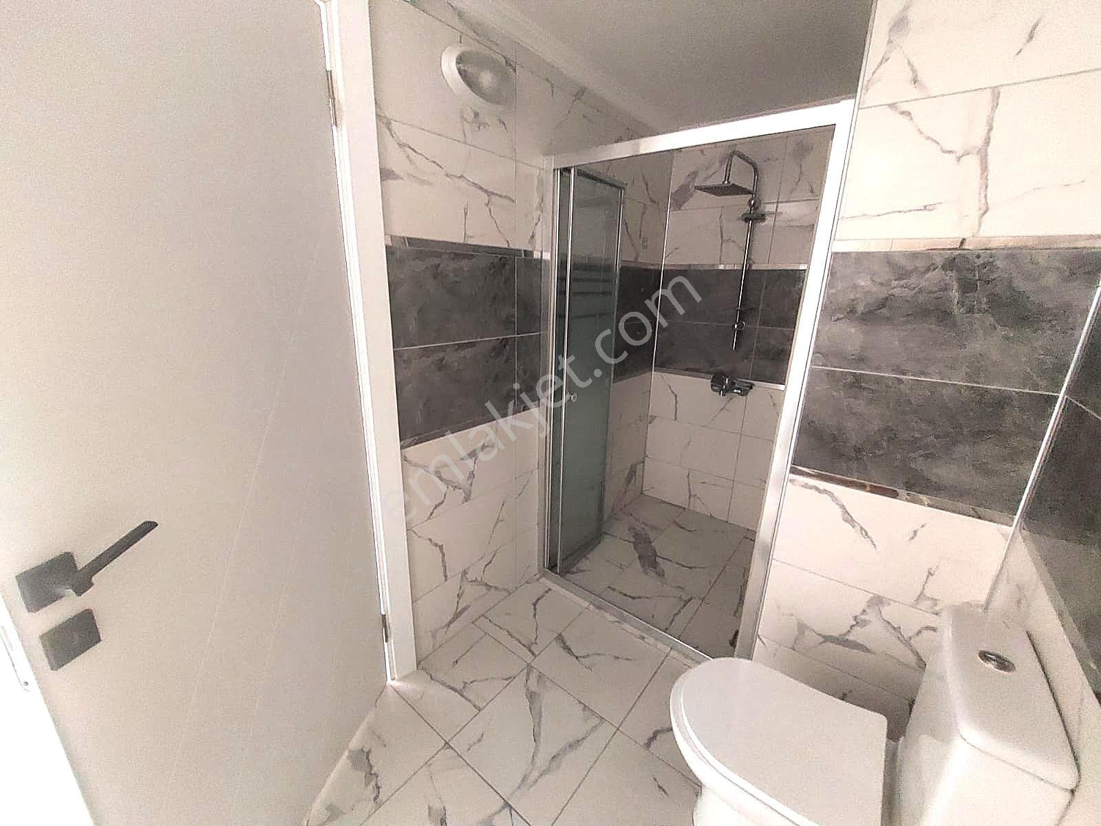 Kuşadası Değirmendere'de Kısmi Deniz Manzaralı 2+1 Satılık Daire — fotoğraf 24