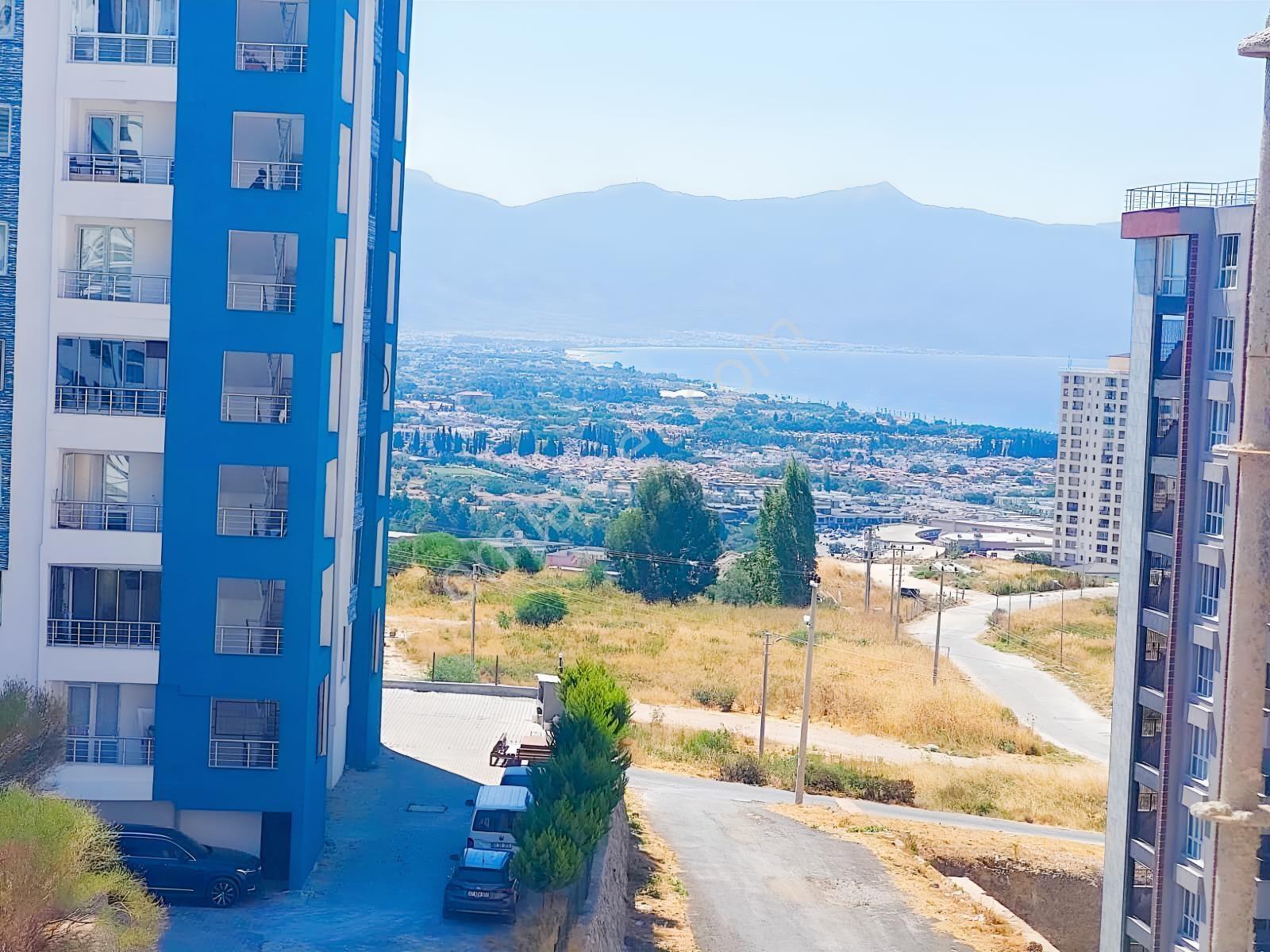 Kuşadası Değirmendere'de Kısmi Deniz Manzaralı 2+1 Satılık Daire — fotoğraf 27