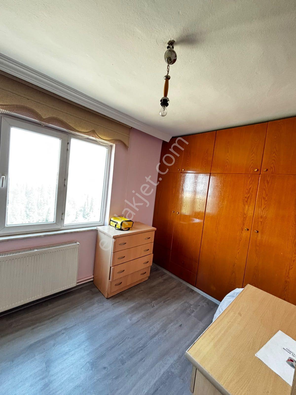 Rekoor Emlaktan Diş Hast.karşısı 3+1 Satılık Daire. — fotoğraf 13