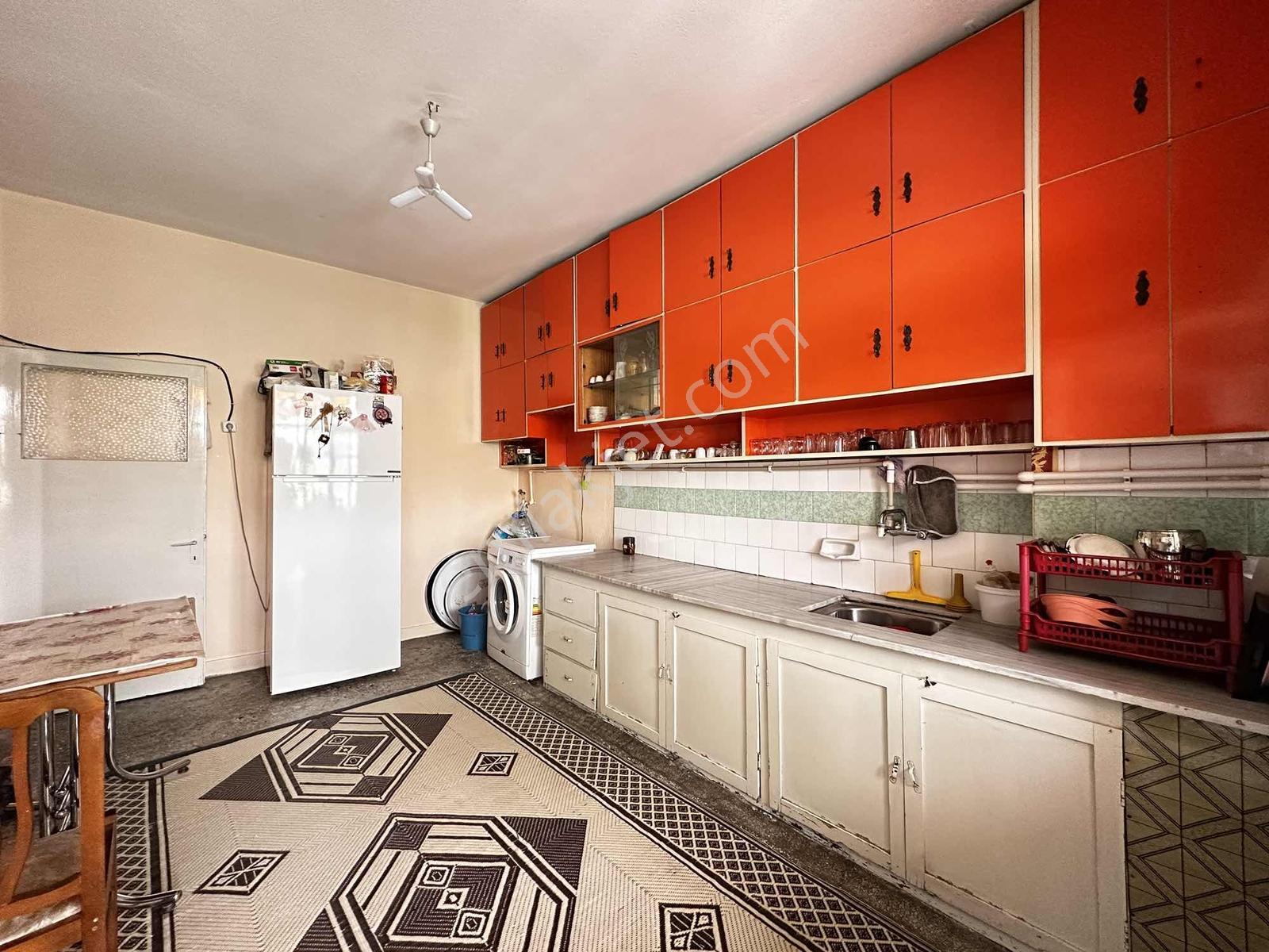 Keçeciler Mh Araplar Cd Satılık 4+1 Arakat Hazır Kiracılı Daire — fotoğraf 2