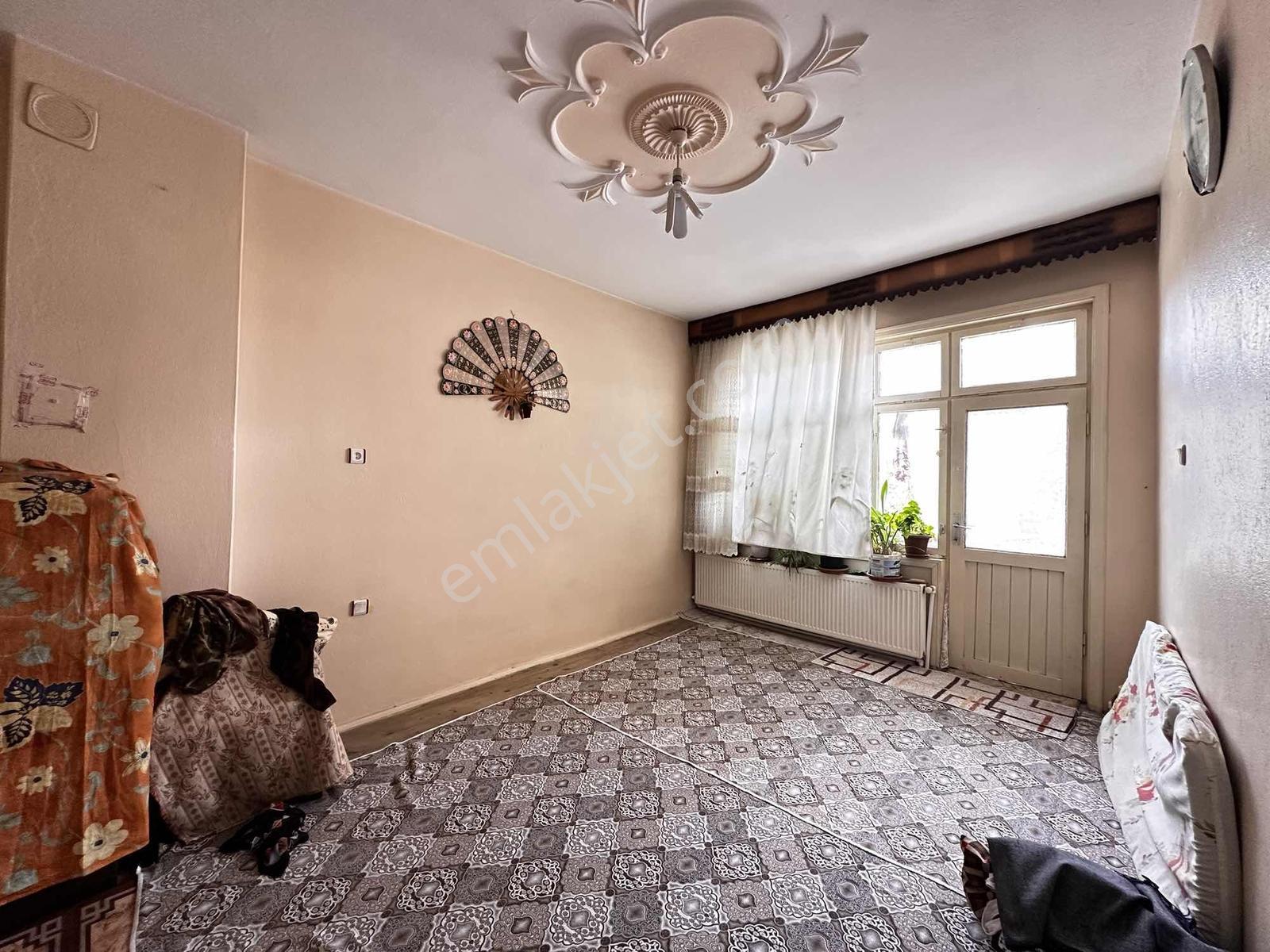 Keçeciler Mh Araplar Cd Satılık 4+1 Arakat Hazır Kiracılı Daire — fotoğraf 9