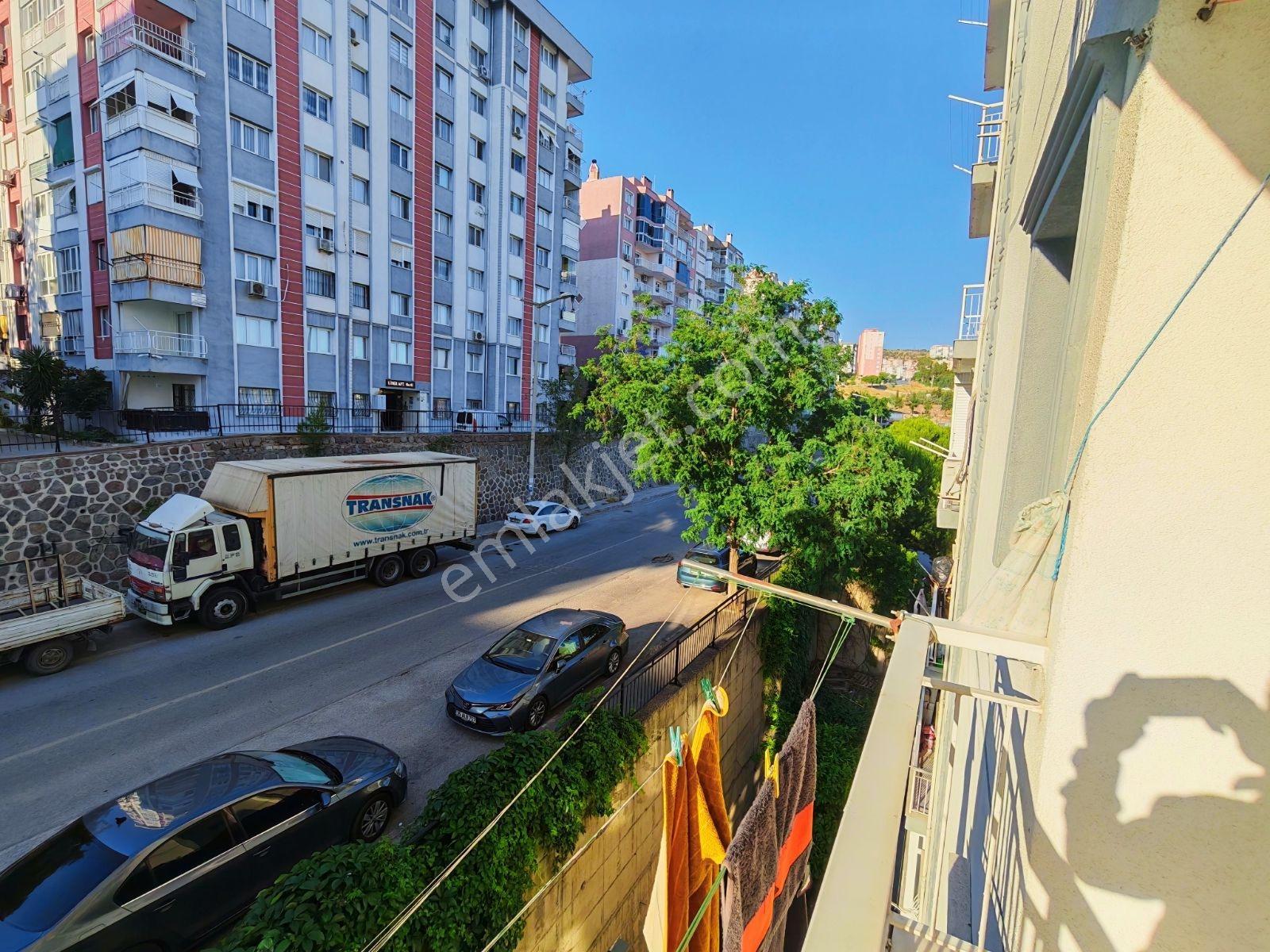 Yakakent Güzeltepe'de 3+1 Satılık Daire — fotoğraf 3