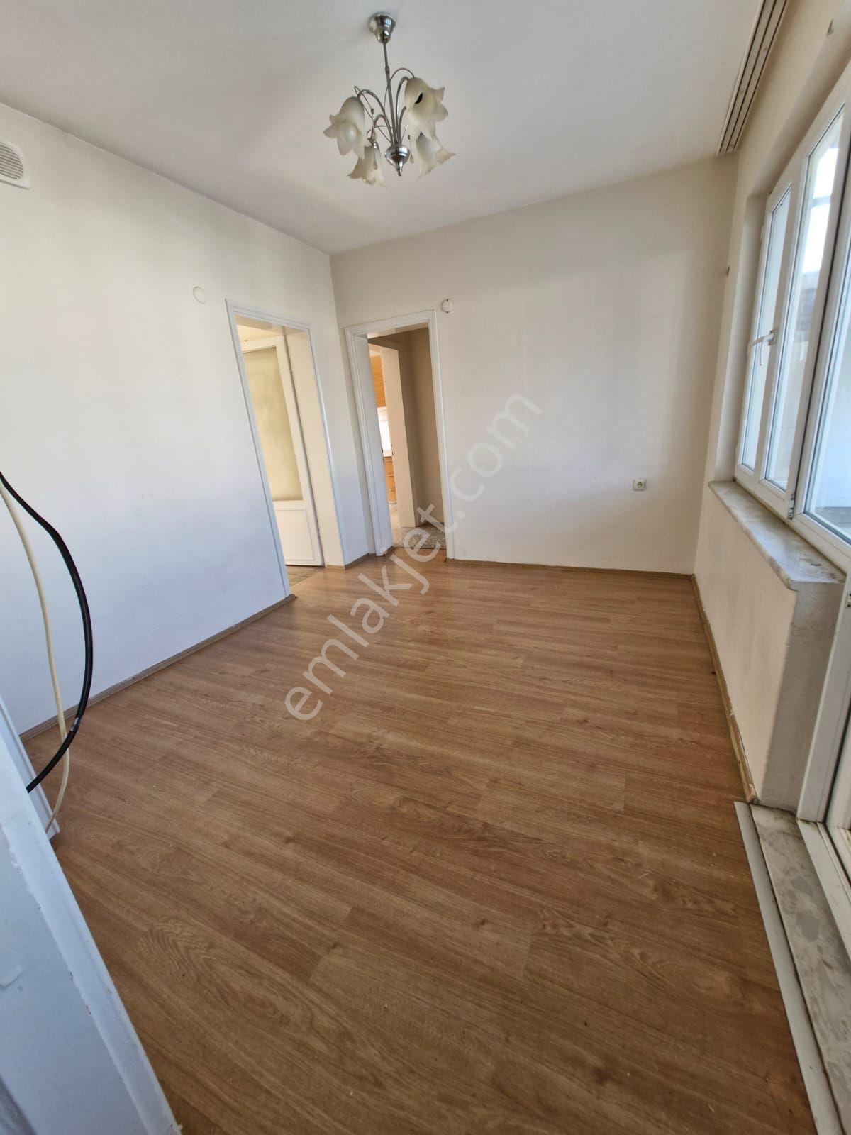Aydın Nazilli Aydoğdu Mahallesi Satılık 2+1 Teraslı Daire — fotoğraf 3