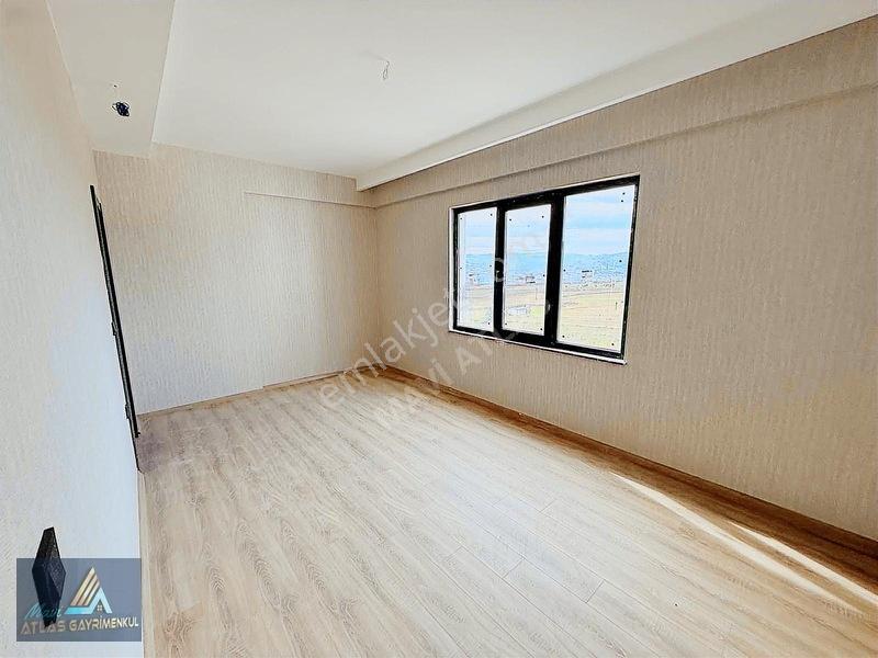 Gökdelenler Bölgesinde Satılık Lüks Daire — fotoğraf 8