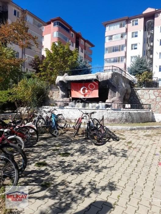 Beşyüzevler Sitesinde Aile Yaşamına Uygun Geniş Ferah 3+1 — fotoğraf 28