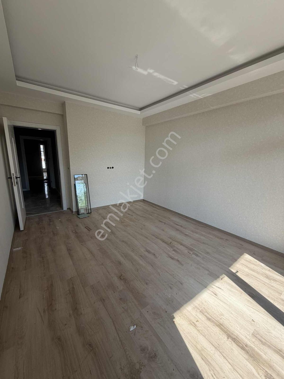 Meram Lalebahçe'de Satılık 4+1 Daire (hatip Caddesine Cephe) — fotoğraf 21