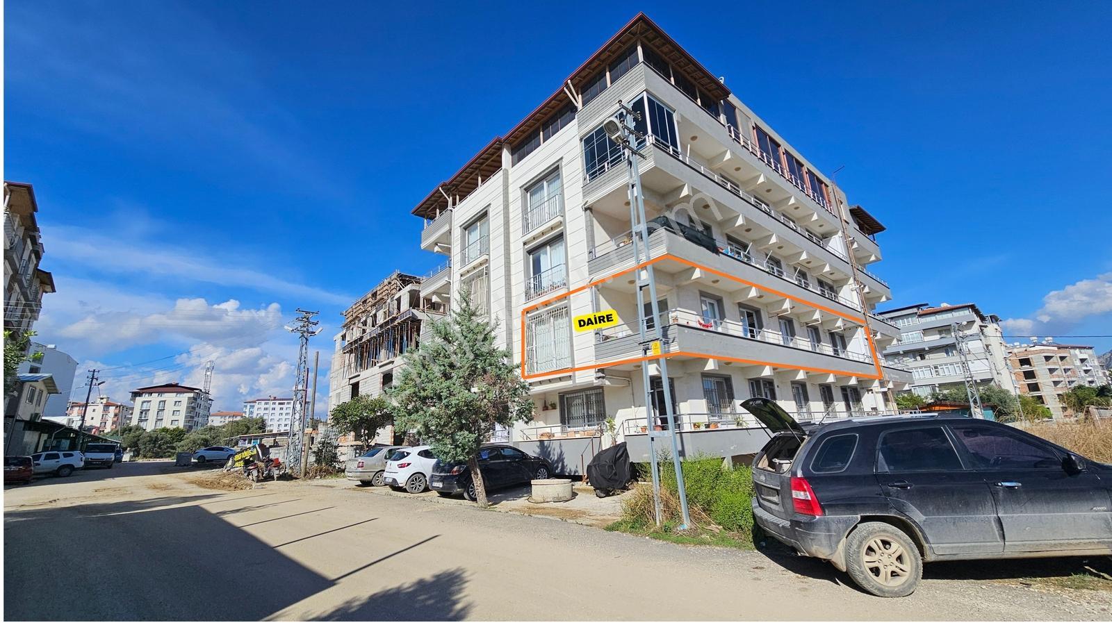 Çekmece De Ara Kat Yola Cepheli 3+1 Doğalgazlı Ferah Daire — fotoğraf 4