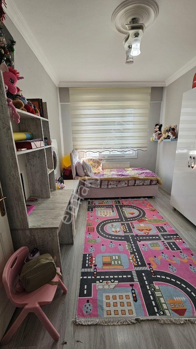 Çekmece De Ara Kat Yola Cepheli 3+1 Doğalgazlı Ferah Daire — fotoğraf 22