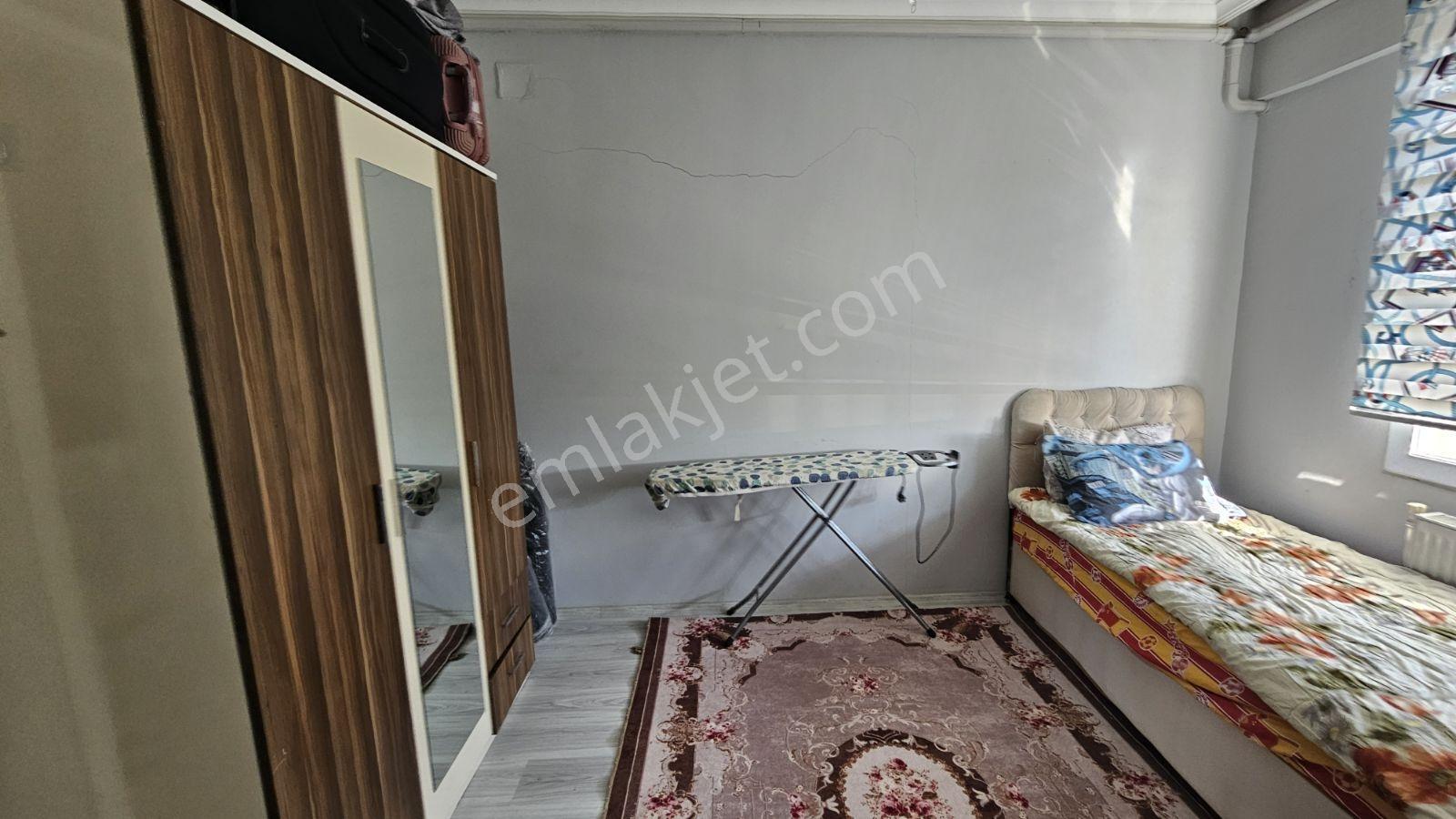 Çekmece De Ara Kat Yola Cepheli 3+1 Doğalgazlı Ferah Daire — fotoğraf 27