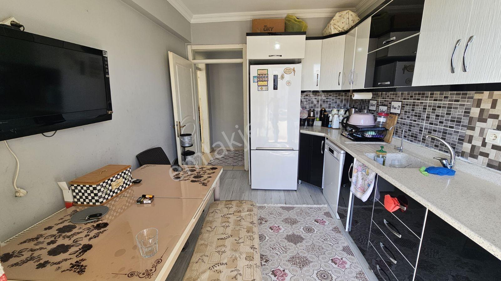 Çekmece De Ara Kat Yola Cepheli 3+1 Doğalgazlı Ferah Daire — fotoğraf 32