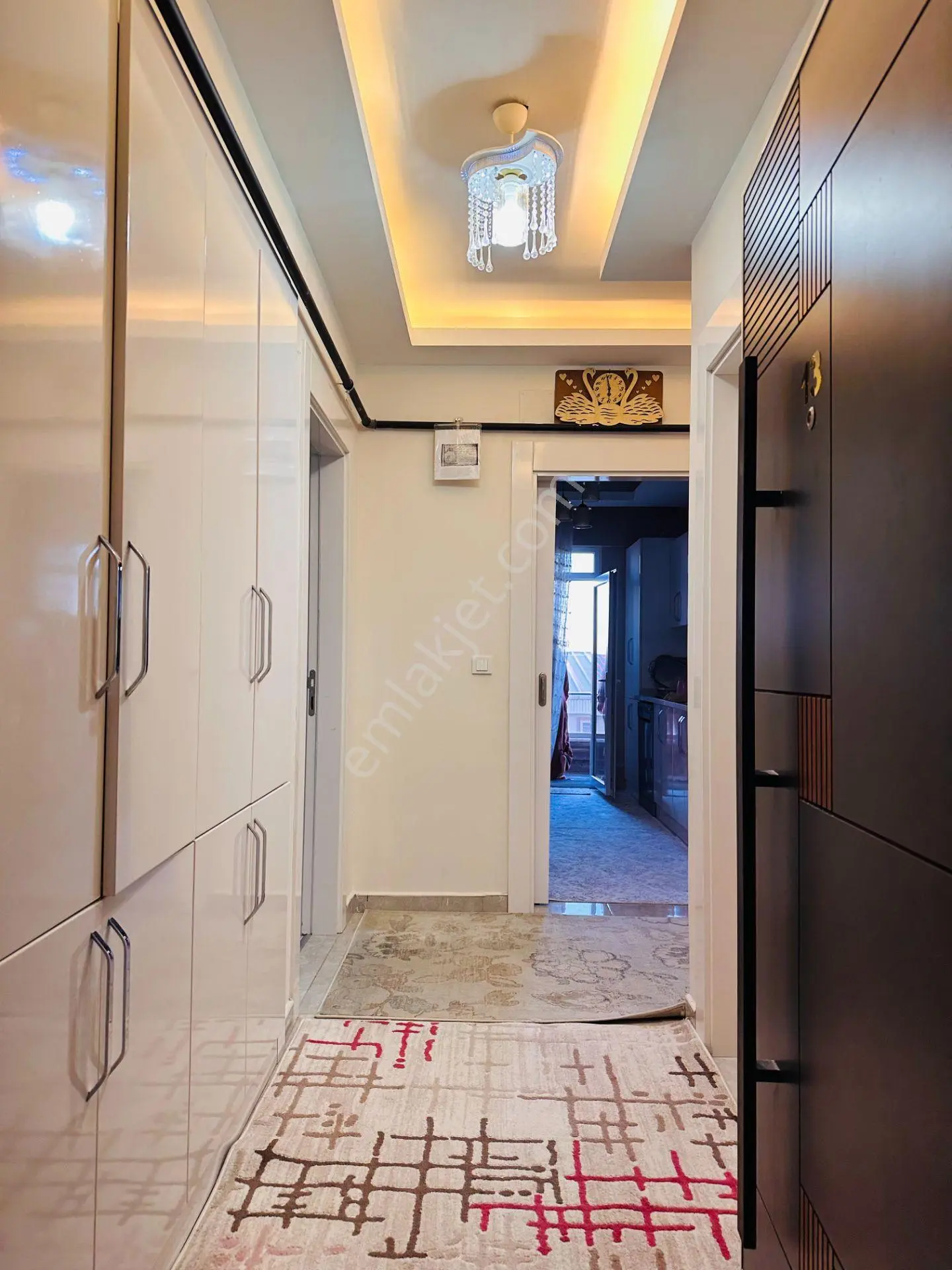 Babil Emlaktan Satılık Eski Hastane Civarı 2+1 Arakat Bakımlı Daire