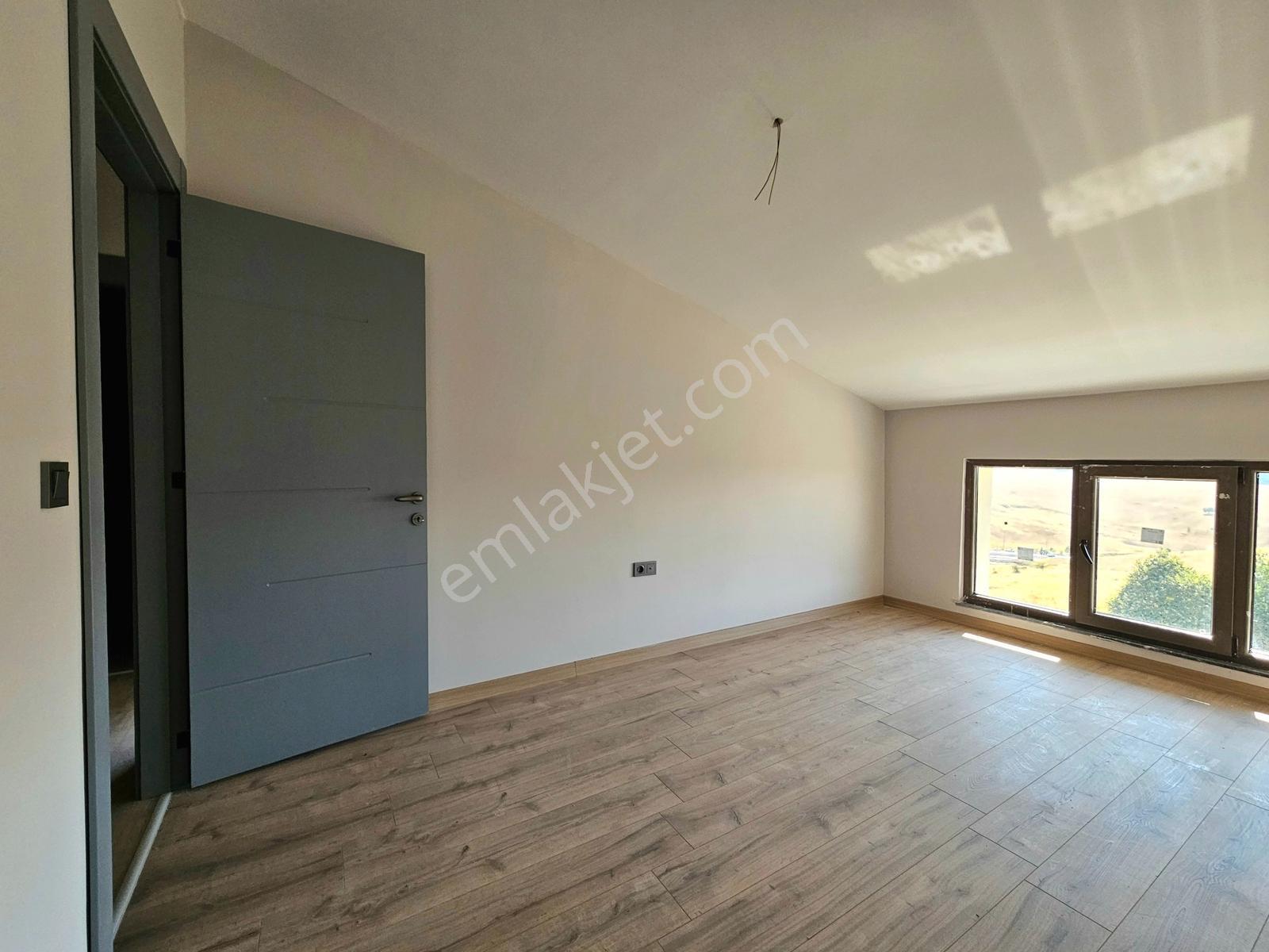İncek Taşpınar Bağımsız Mutfak Tamamına Kredi Satılık 2+1 — fotoğraf 10