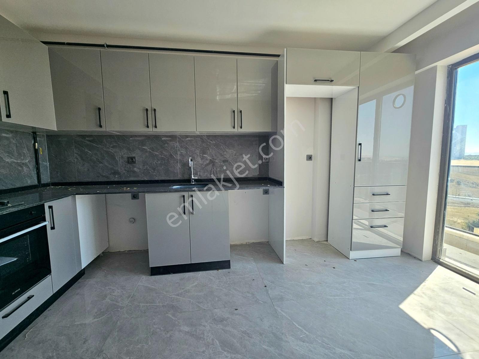 İncek Taşpınar Bağımsız Mutfak Tamamına Kredi Satılık 2+1 — fotoğraf 17