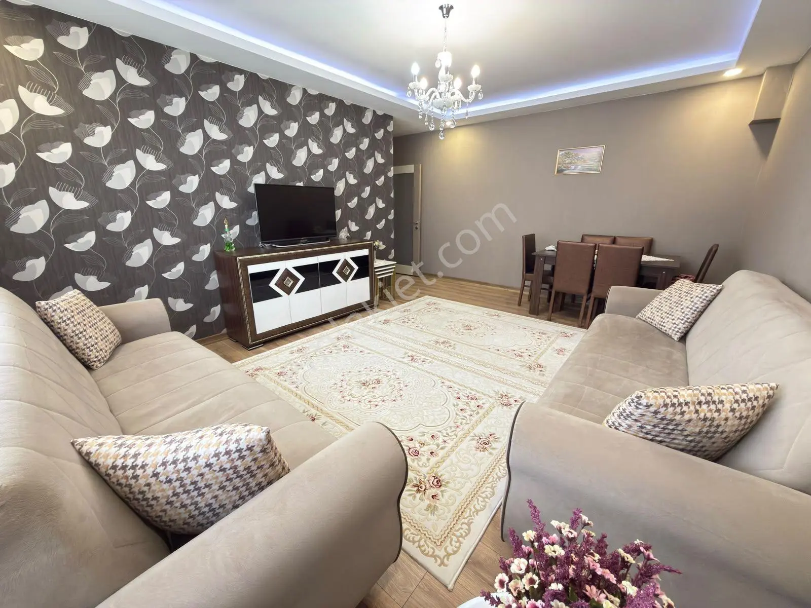 Pursaklar Merkez'de Satılık Bakımlı 3+1 Daire — fotoğraf 3