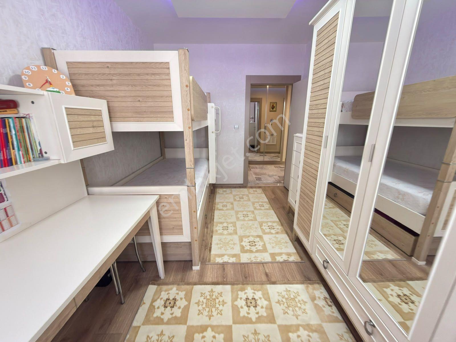 Pursaklar Merkez'de Satılık Bakımlı 3+1 Daire — fotoğraf 12